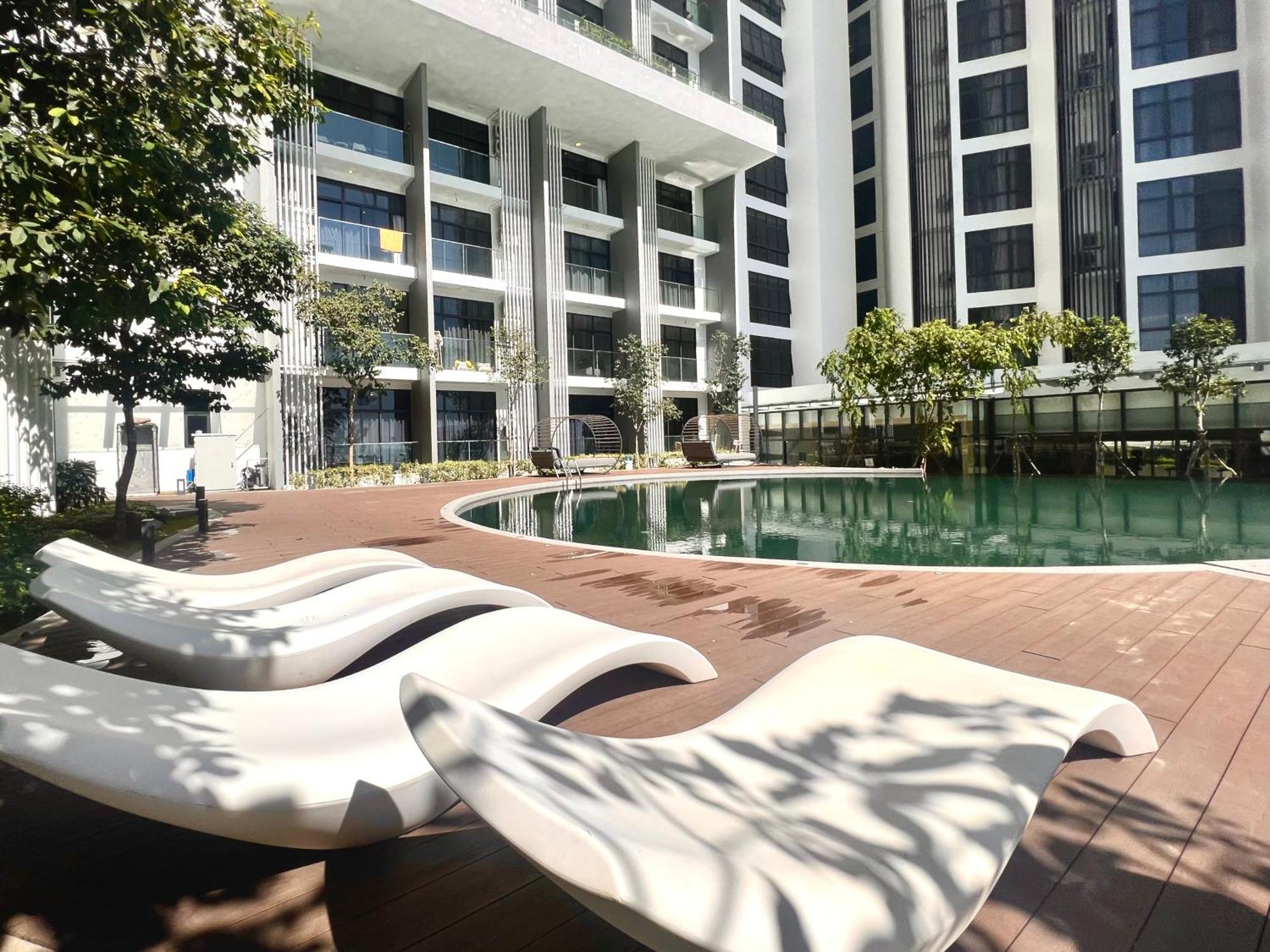 The Shore Executive Suites By Ys Luxury Kota Kinabalu Exterior photo